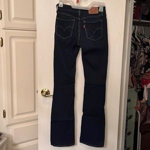715 Bootcut Levis